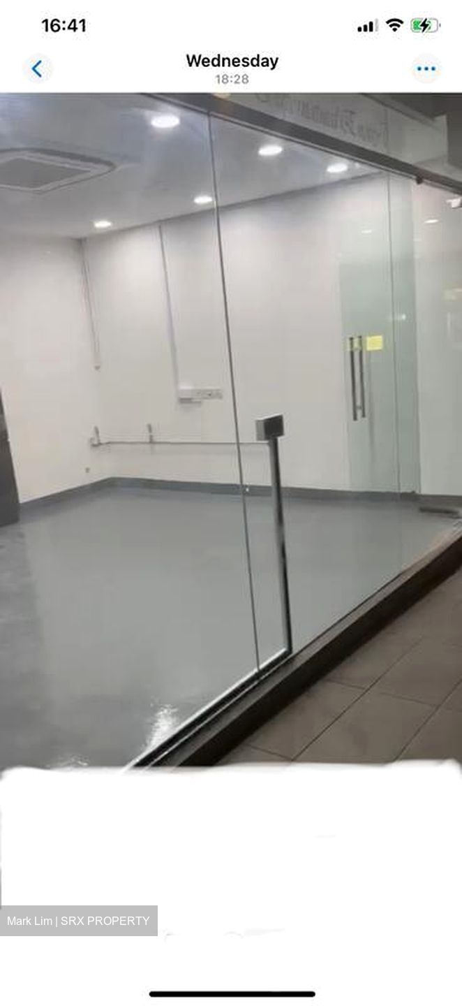 Centra Studios (D14), Retail #455578921